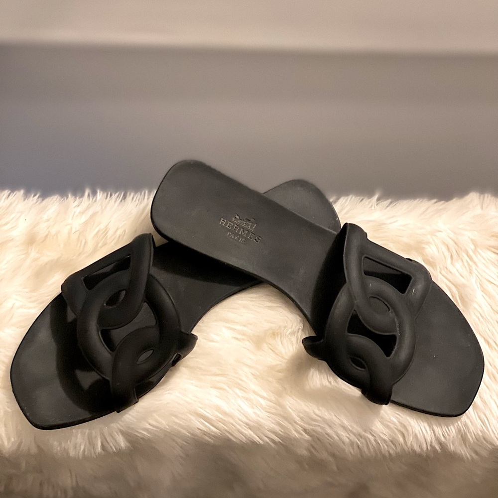 Hermes Aloha Rubber sandals 💯 authentic